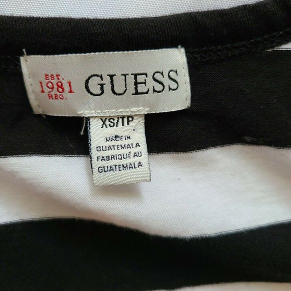 🌷 GUESS Triangle Logo XS Beaded black white - Picture 5 of 8